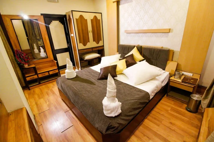 Бедагхат: Hotel Rishi Regency
