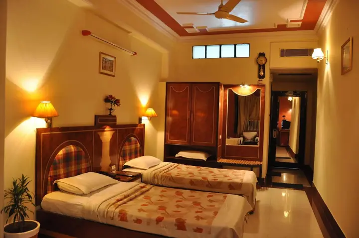 Бедагхат: Hotel Rishi Regency