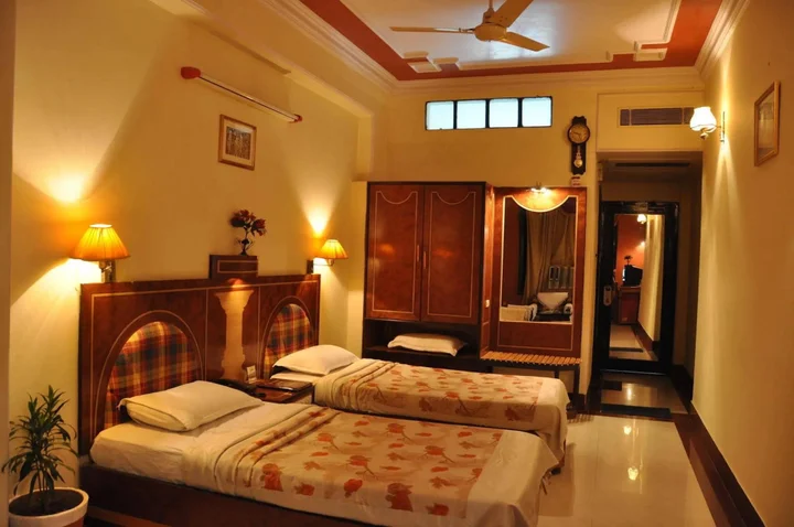 Бедагхат: Hotel Rishi Regency