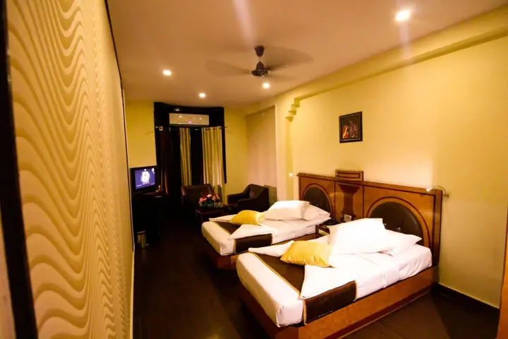 Бедагхат: Hotel Rishi Regency