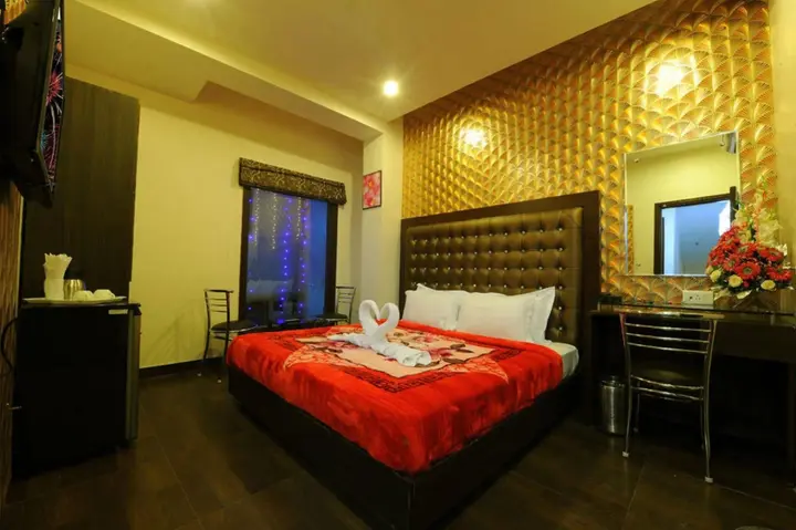 Амритсар: Hotel Pearl Inn & Suites