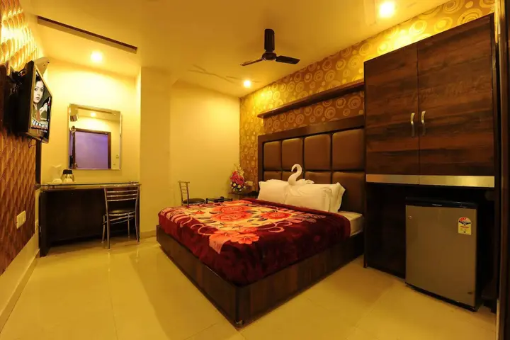 Амритсар: Hotel Pearl Inn & Suites