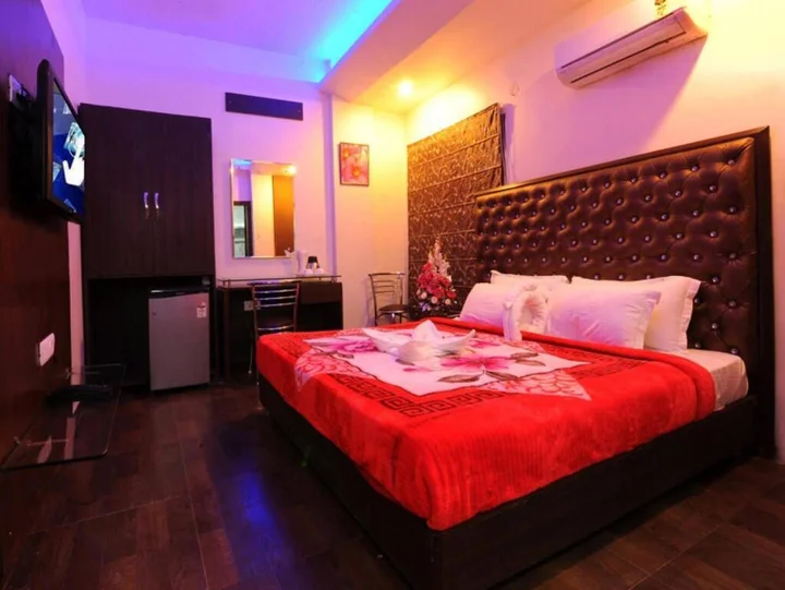 Амритсар: Hotel Pearl Inn & Suites