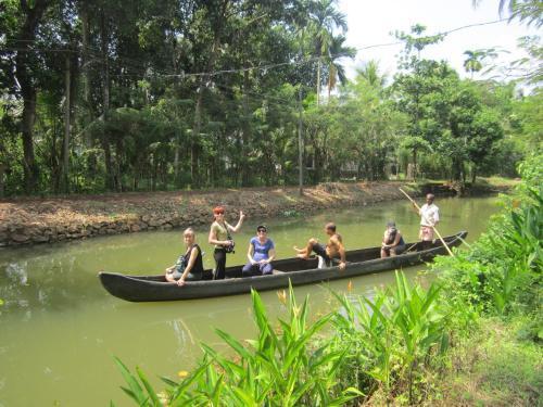 Мухамма: GK`s Riverview Homestay