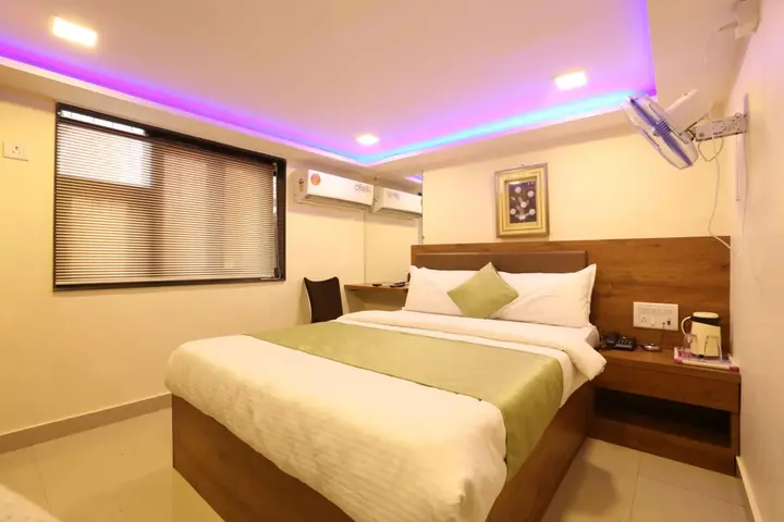 Мумбаи: Hotel Happyland