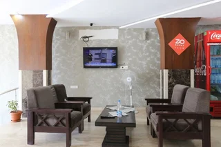 Шамшабад: Hotel VJR Residency