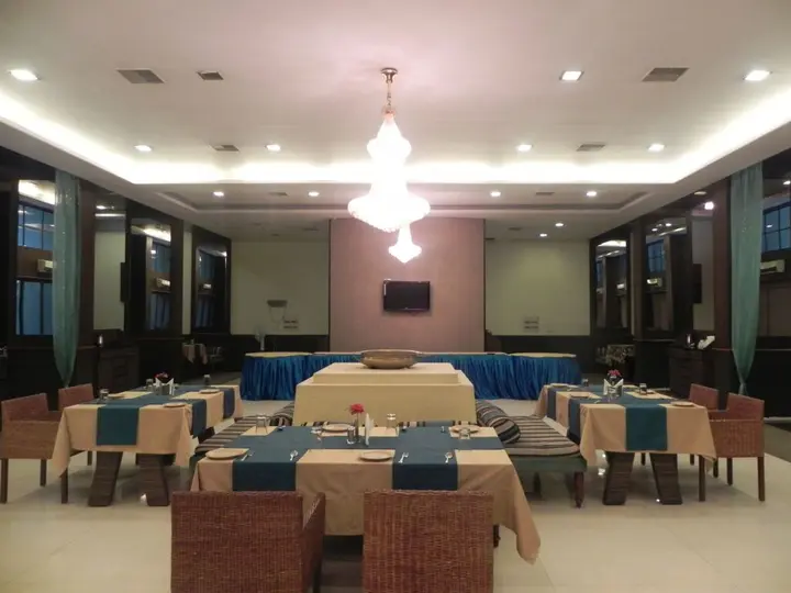 Ширди: Hotel Reeva Regency