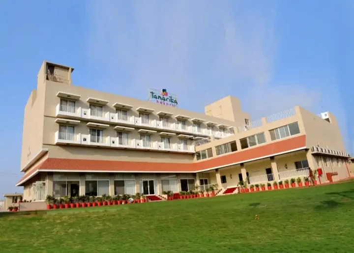 Бхусавал: Tanarika Resort