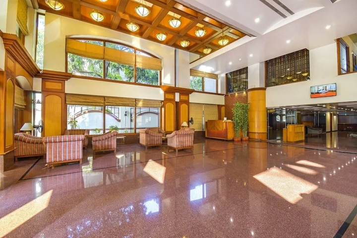 Пуна: The President Hotel