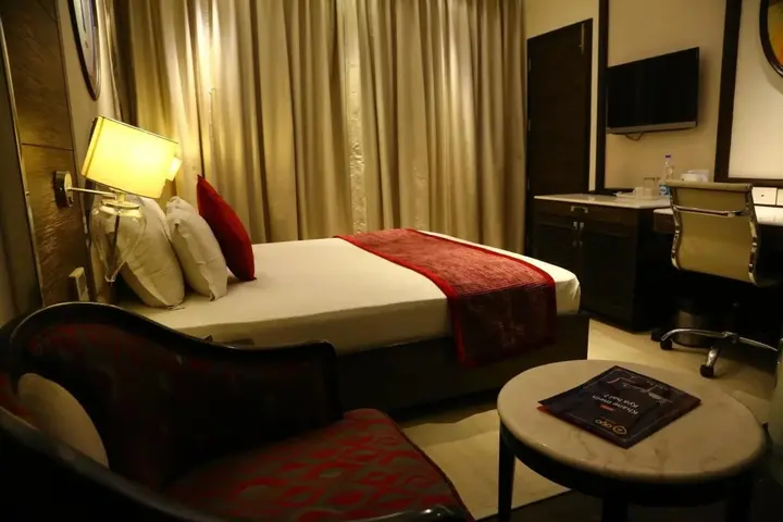 Чандигарх: The First Hotel