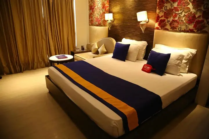 Чандигарх: The First Hotel