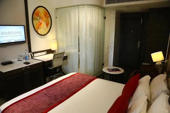 Чандигарх: The First Hotel