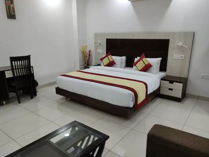 Нью-Дели: Green Lotus