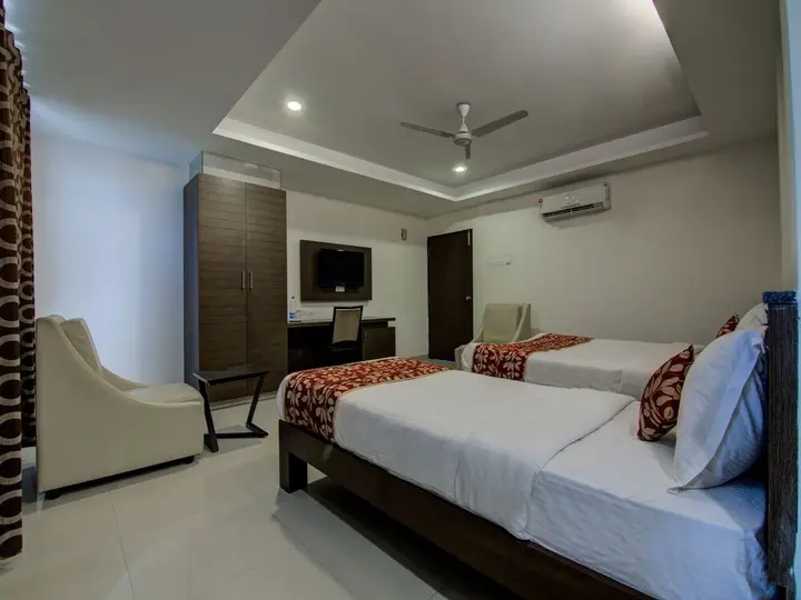 Хидерабад: OYO 15108 Hotel Galaxy Inn