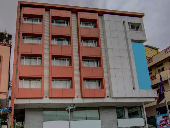 Хидерабад: OYO 15108 Hotel Galaxy Inn