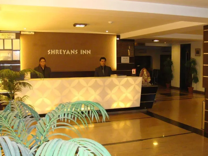 Нью-Дели: Shreyans Inn