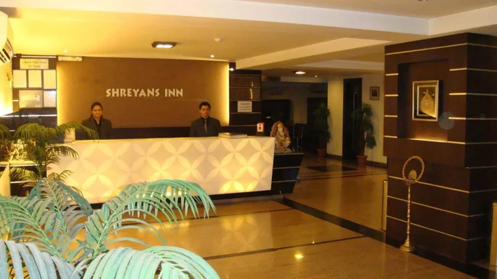 Нью-Дели: Shreyans Inn