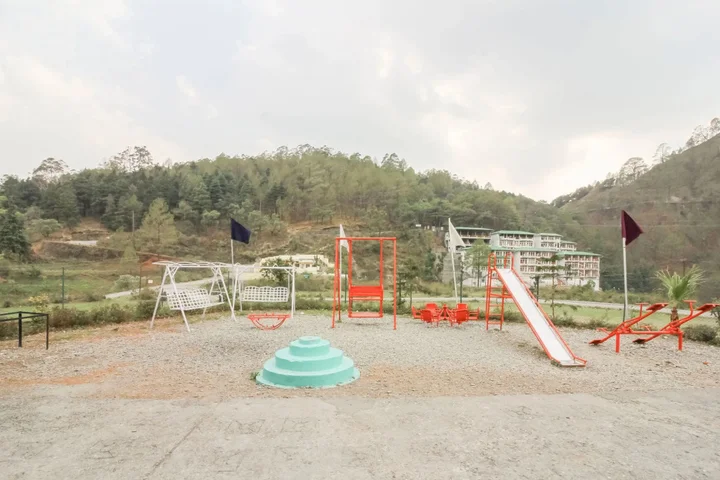 Наинитал: Dynasty Resort