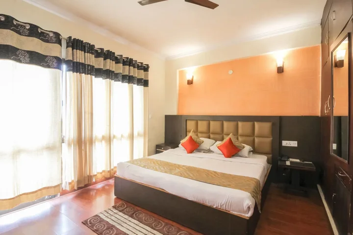 Наинитал: Dynasty Resort