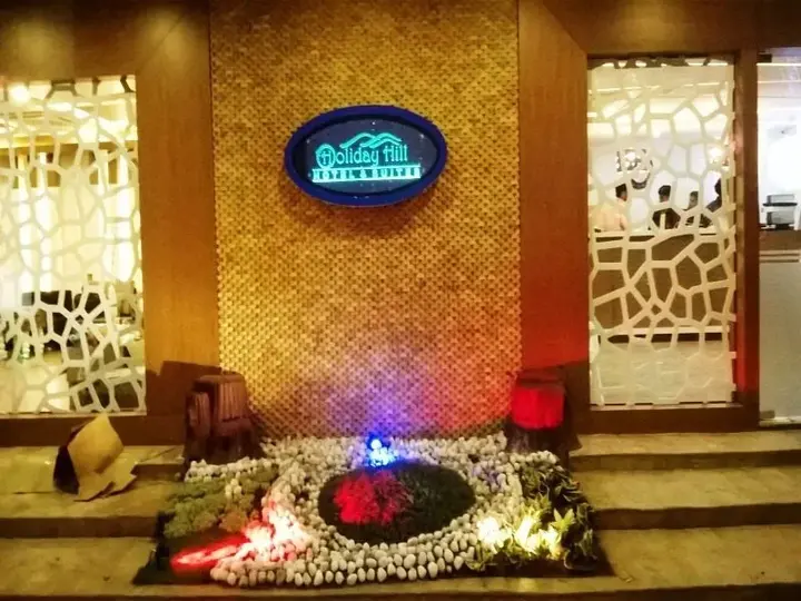 Султан-Батери: Holiday Hill Hotel & Suites