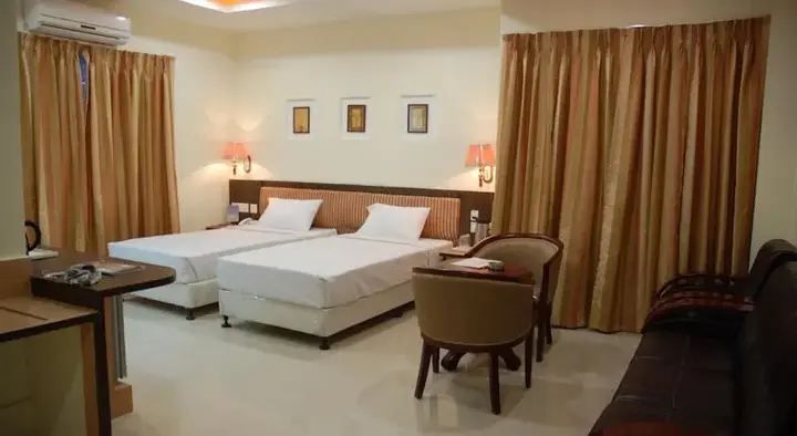 Хидерабад: Hotel Sitara Royal