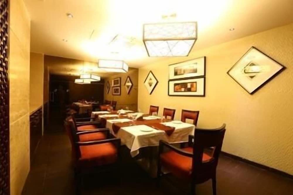 Hotel Vaishnaoi — фото 4