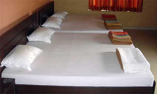 Лонавала: Kings Inn Holiday Home