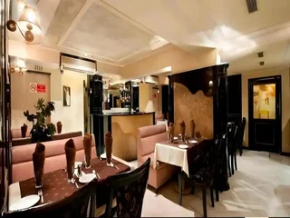 Мумбаи: Rajhans Hotel