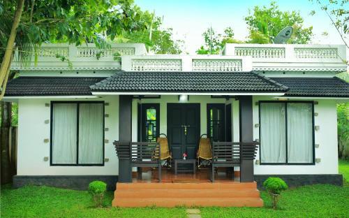 Cherthala: Mayas Beach House - Boutique Serviced Villa