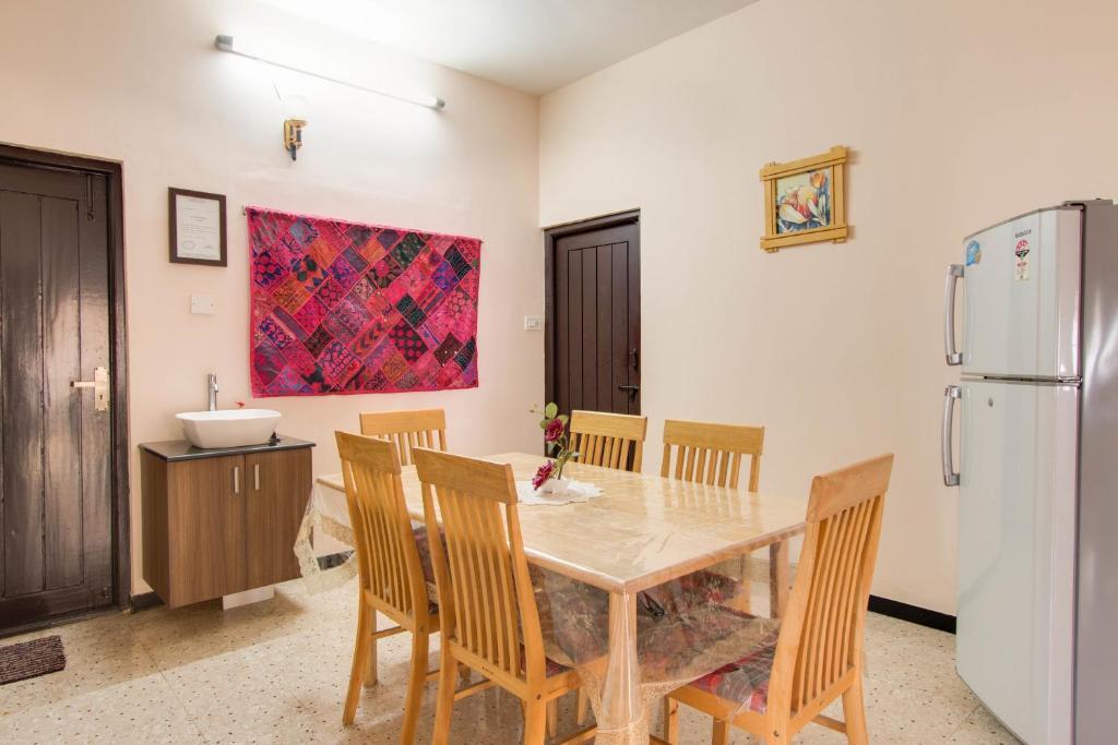 Коимбатур: Corner Stay Serviced Apartment-Racecourse