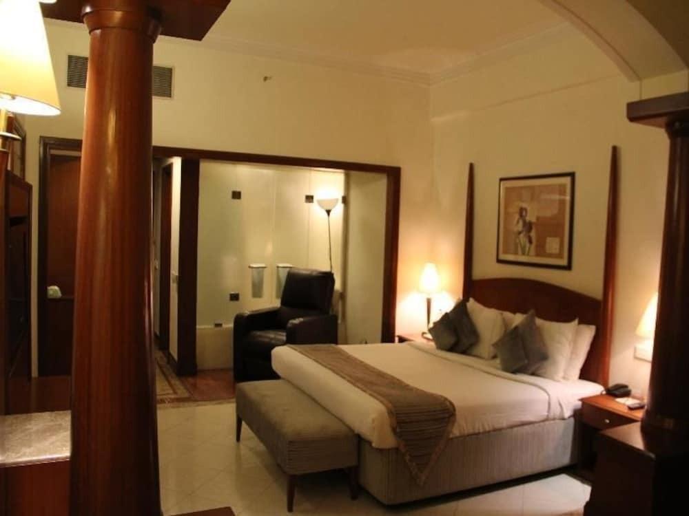 Нью-Дели: Tivoli Garden Resort Hotel
