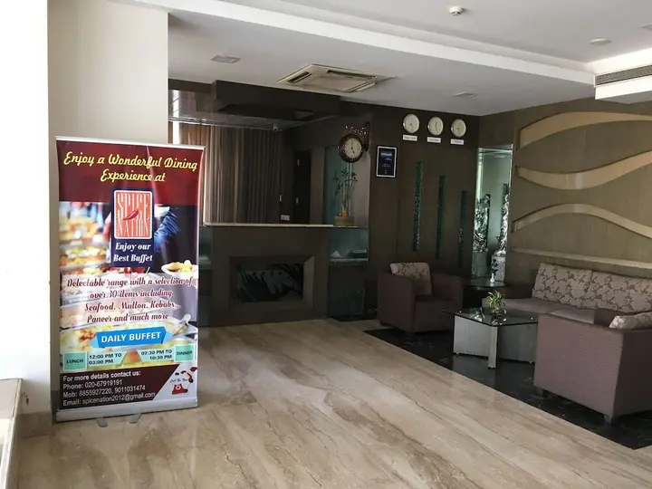 Хинджевади: Dortn Service Apartments