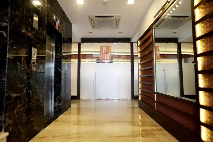 Хинджевади: Dortn Service Apartments