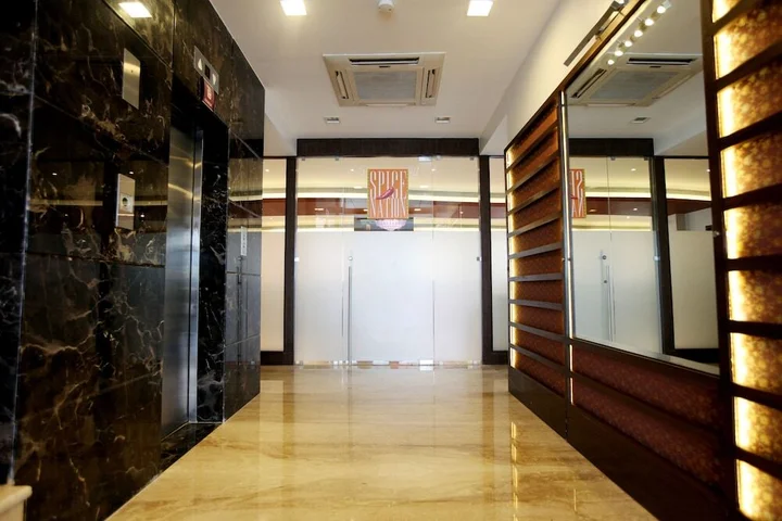 Хинджевади: Dortn Service Apartments