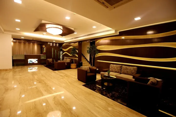 Хинджевади: Dortn Service Apartments