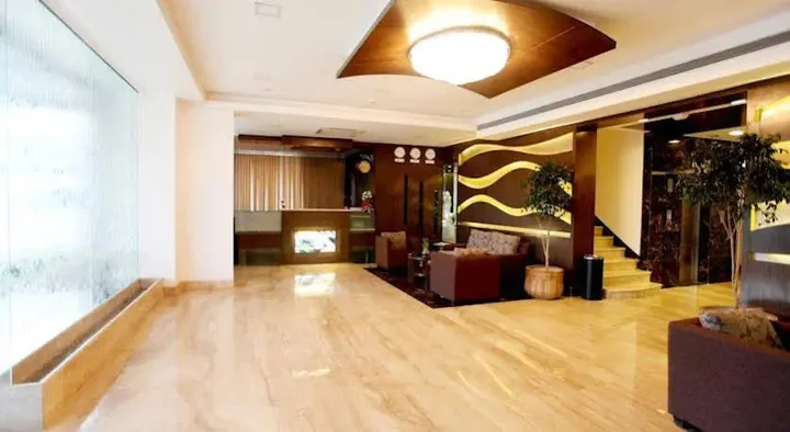 Хинджевади: Dortn Service Apartments