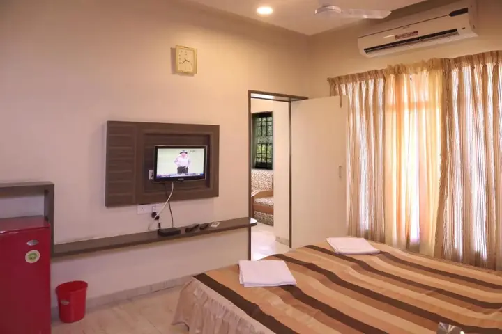 Пуна: Hotel Shreyas