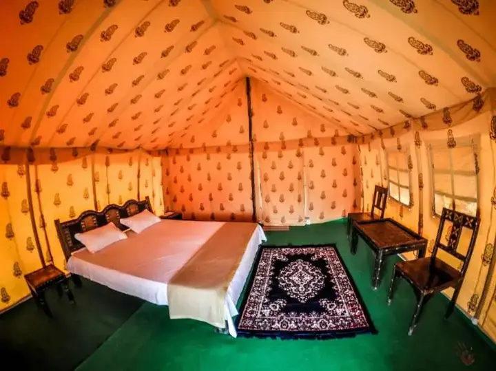 Кхури: Fifu Desert Resorts