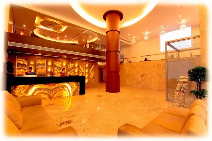 carousel image 4