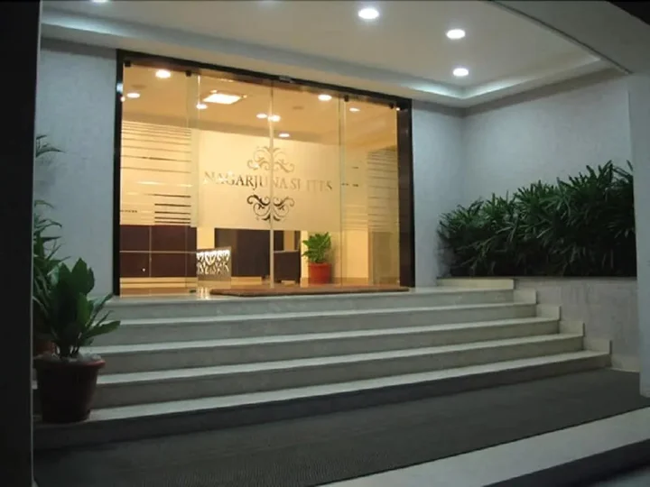 Бангалор: Nagarjuna Suites