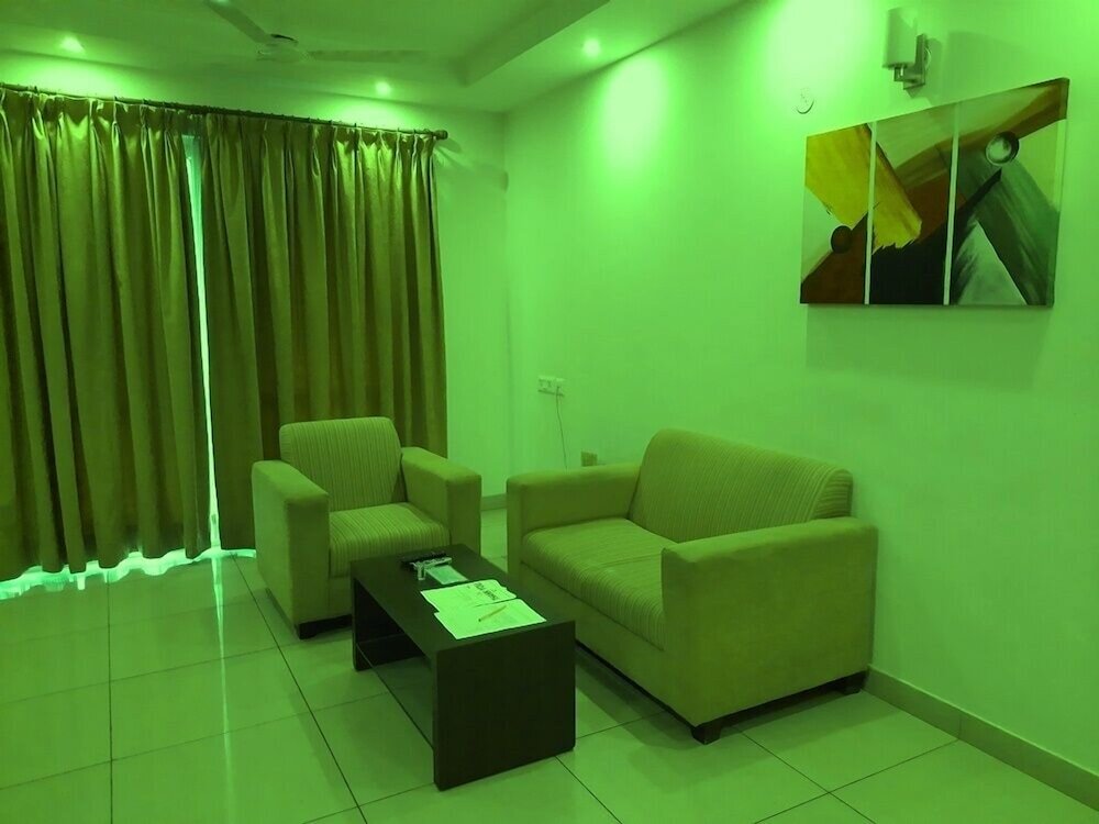 Бангалор: Nagarjuna Suites