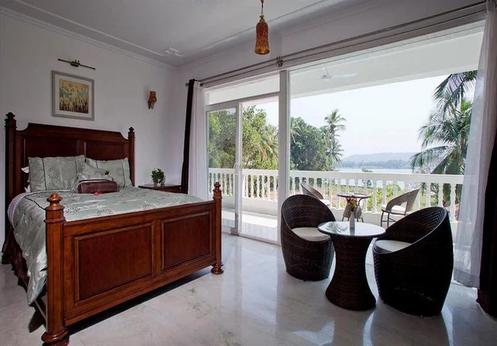Морджим: Safira River Front Resort