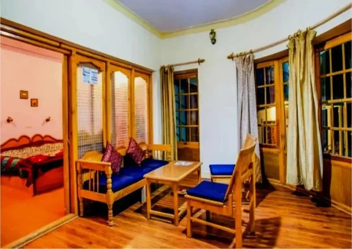 Лех: TIH Royal Heritage Resort