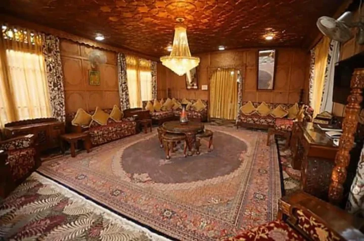 Шринагар: Mahjong Houseboats