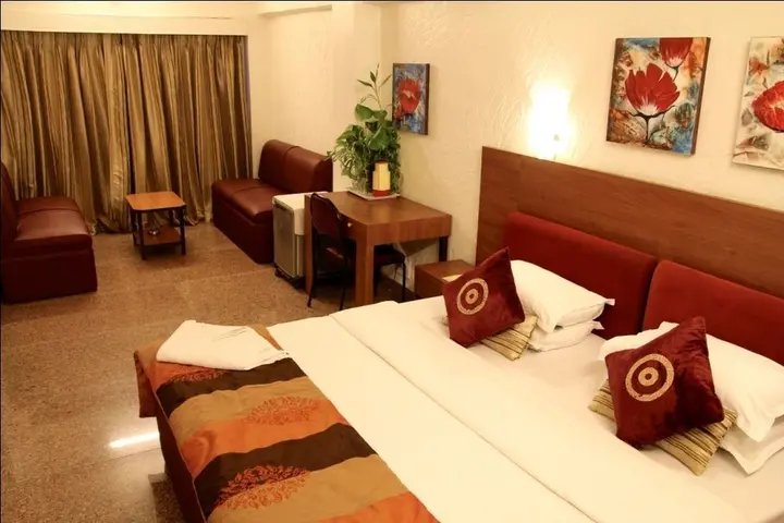 Мумбаи: Samraj Hotel