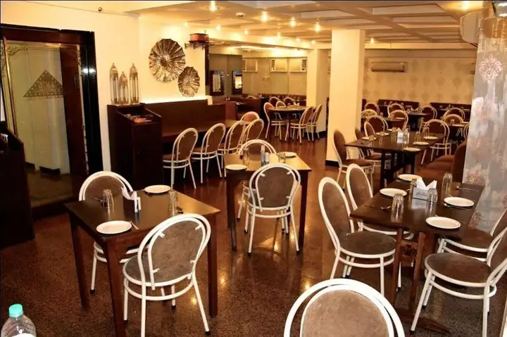 Мумбаи: Samraj Hotel