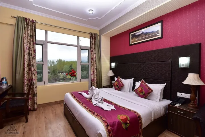 Шринагар: Hotel The Grand Mamta