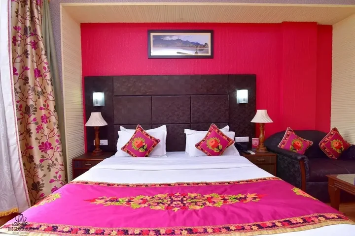 Шринагар: Hotel The Grand Mamta