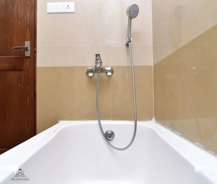 Шринагар: Hotel The Grand Mamta