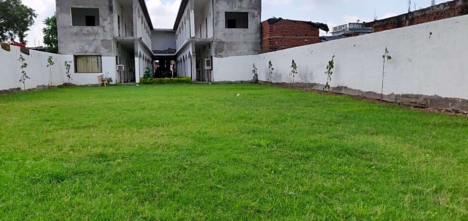 Крепость Jhansi: Hotel Shivam Palace